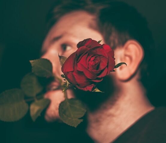 Муж не дарит цветы