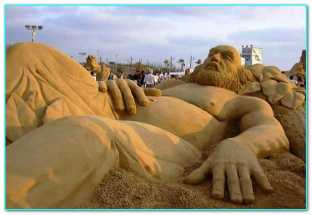 Замки из песка