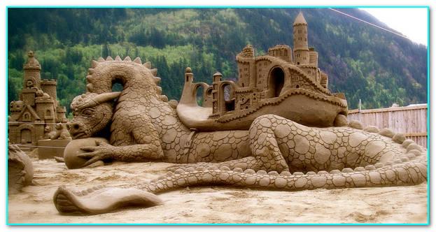 Замки из песка