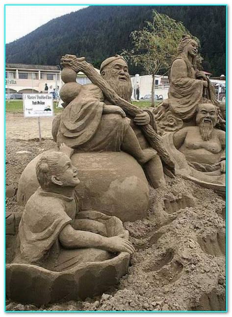 Замки из песка