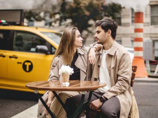 Женат ли мужчина?